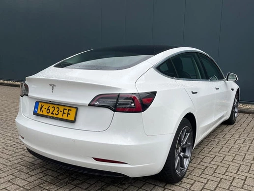 Tesla Model 3 - Afbeelding 4 van 19