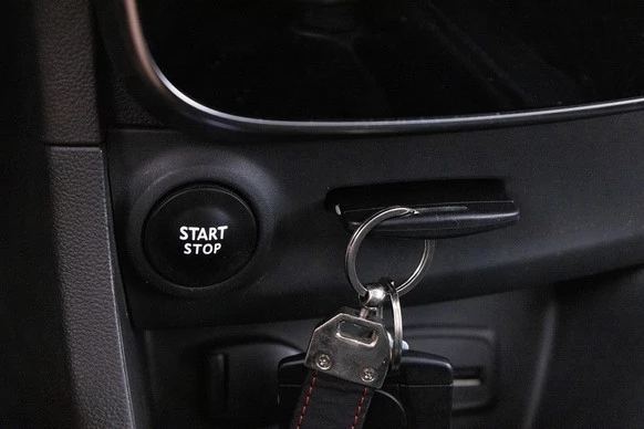 Renault Clio - Afbeelding 15 van 30