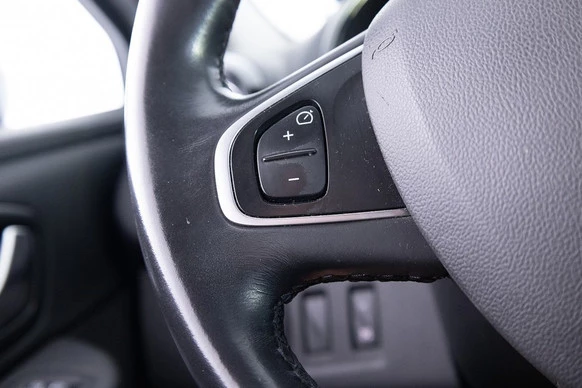 Renault Clio - Afbeelding 17 van 30