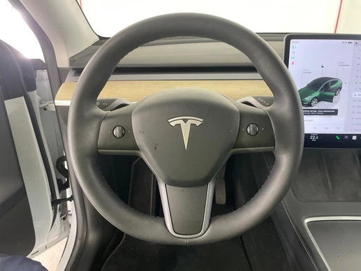 Tesla Model Y - Afbeelding 8 van 22