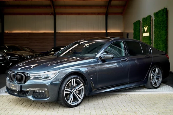 BMW 7 Serie - Afbeelding 1 van 30