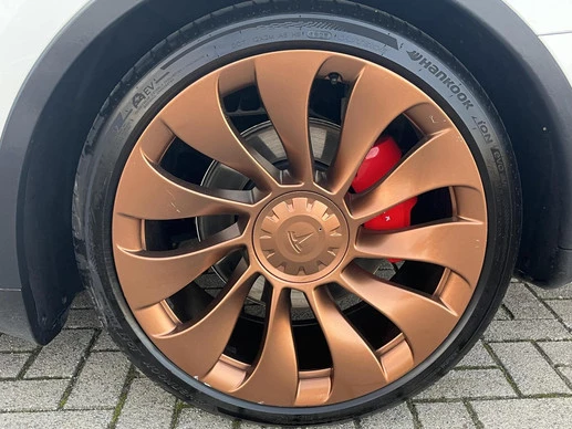 Tesla Model Y - Afbeelding 10 van 18