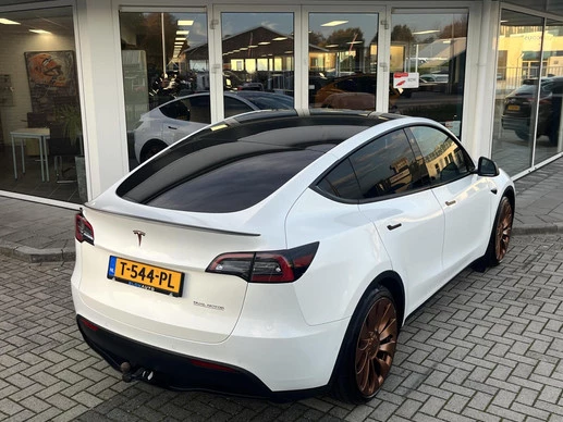 Tesla Model Y - Afbeelding 13 van 18