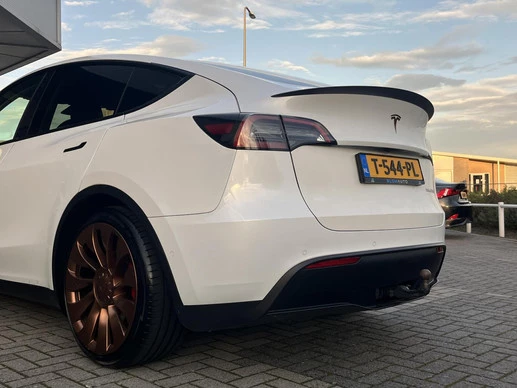 Tesla Model Y - Afbeelding 14 van 18
