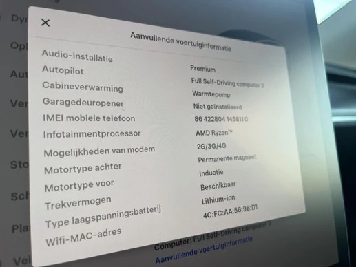 Tesla Model Y - Afbeelding 17 van 18