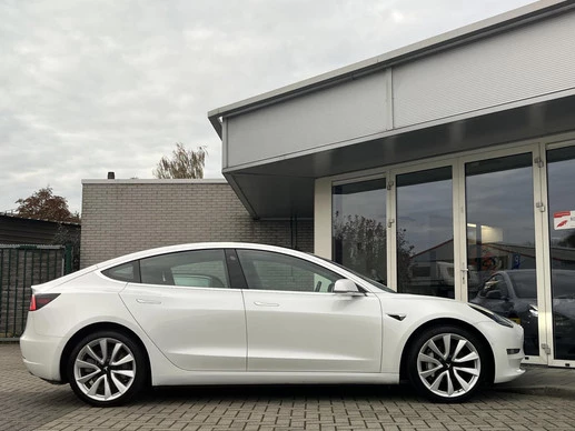 Tesla Model 3 - Afbeelding 3 van 20
