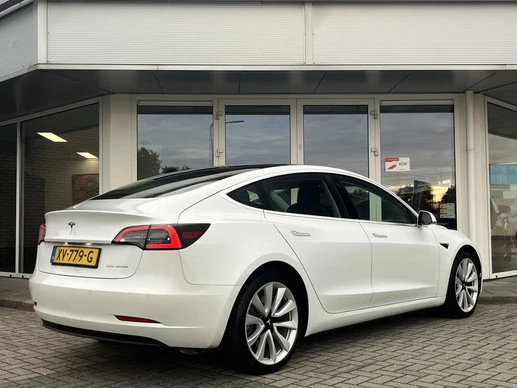 Tesla Model 3 - Afbeelding 5 van 20