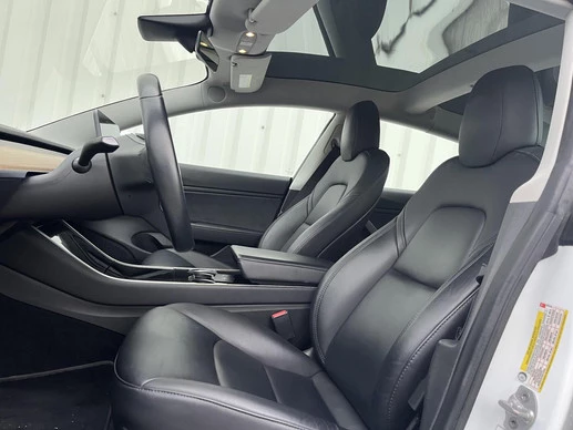 Tesla Model 3 - Afbeelding 6 van 20