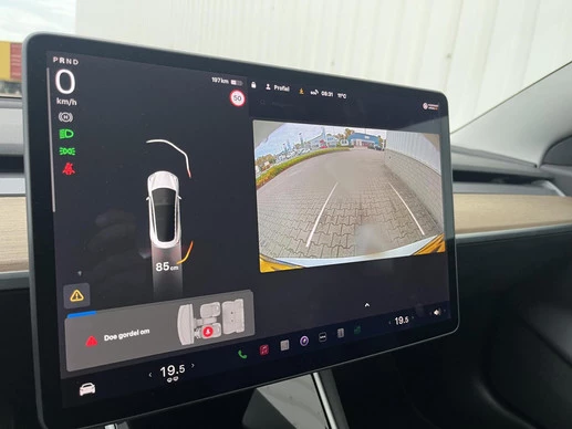 Tesla Model 3 - Afbeelding 8 van 20