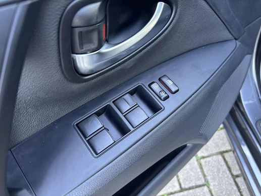 Toyota Avensis - Afbeelding 28 van 30