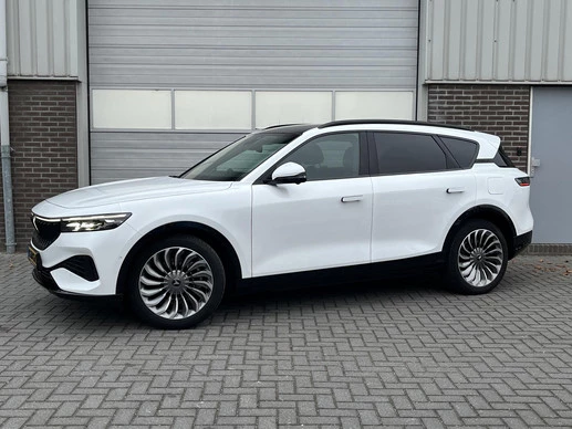 Voyah Free - Afbeelding 4 van 30