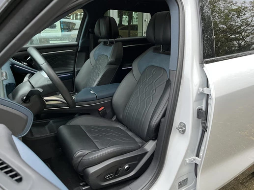 Voyah Free - Afbeelding 19 van 30