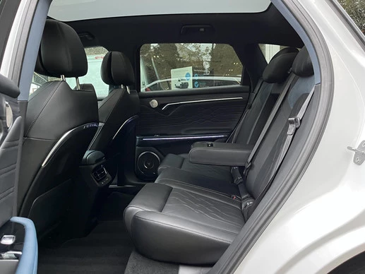 Voyah Free - Afbeelding 24 van 30