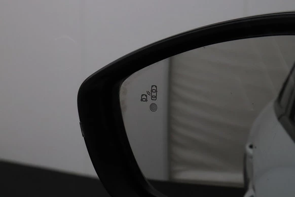 Peugeot e-208 - Afbeelding 16 van 30