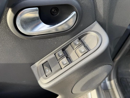 Dacia Duster - Afbeelding 24 van 26