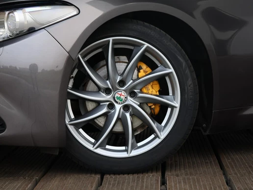 Alfa Romeo Giulia - Afbeelding 5 van 25