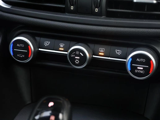 Alfa Romeo Giulia - Afbeelding 12 van 25