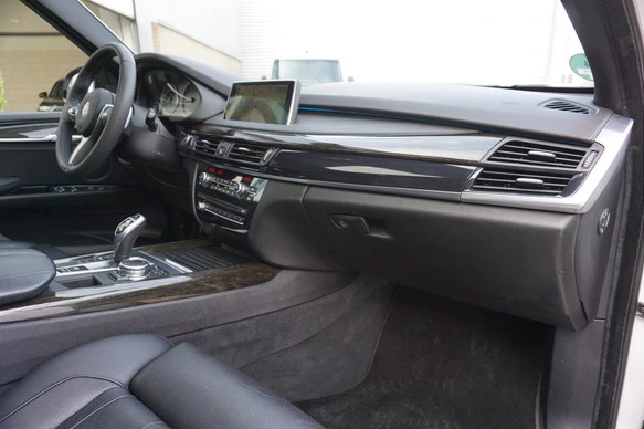 BMW X5 - Afbeelding 14 van 21