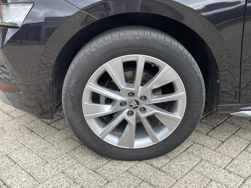 Škoda Kamiq - Afbeelding 2 van 29