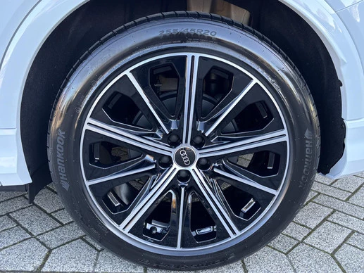 Audi Q4 e-tron - Afbeelding 10 van 30