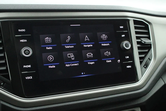 Volkswagen T-Roc - Afbeelding 24 van 30