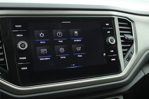 Volkswagen T-Roc - Afbeelding 25 van 30