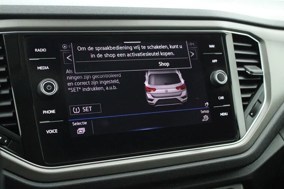 Volkswagen T-Roc - Afbeelding 27 van 30