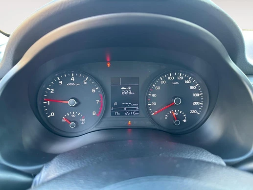 Kia Rio - Afbeelding 11 van 22