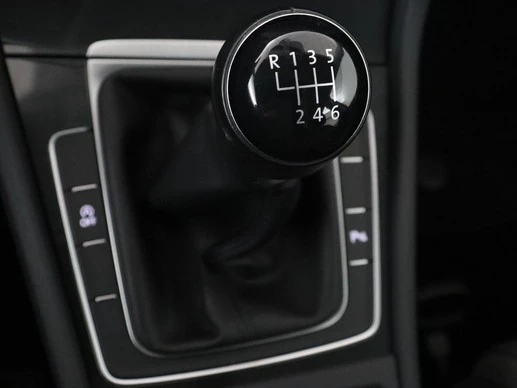 Volkswagen Golf - Afbeelding 19 van 30