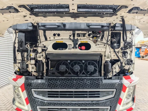 Volvo FH - Afbeelding 11 van 13