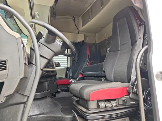 Volvo FH - Afbeelding 12 van 13