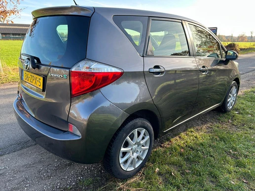 Toyota Verso-S - Afbeelding 2 van 21