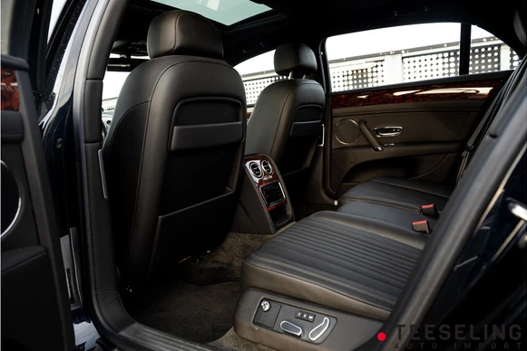 Bentley Flying Spur - Afbeelding 15 van 30