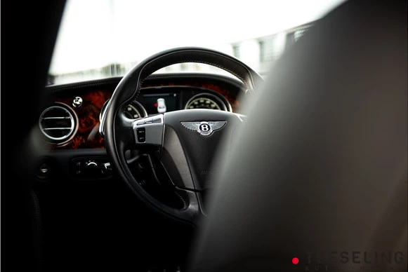 Bentley Flying Spur - Afbeelding 16 van 30