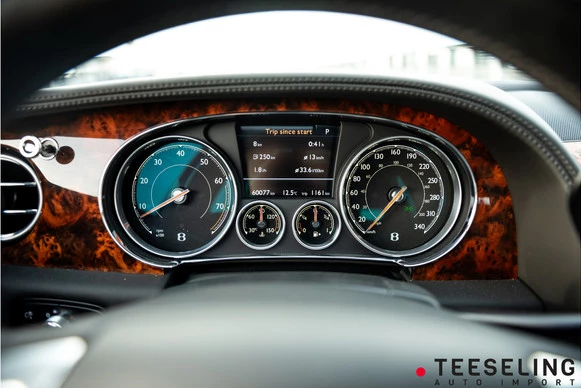 Bentley Flying Spur - Afbeelding 20 van 30