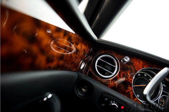 Bentley Flying Spur - Afbeelding 24 van 30