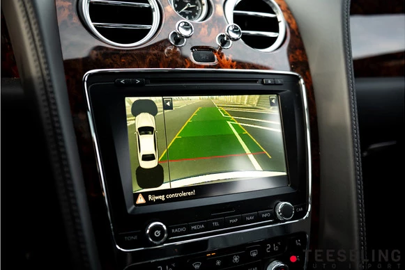 Bentley Flying Spur - Afbeelding 28 van 30
