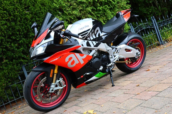 Aprilia RSV4 - Afbeelding 2 van 25