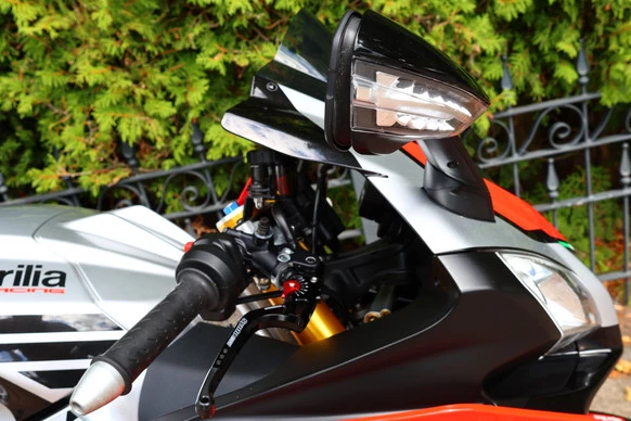 Aprilia RSV4 - Afbeelding 11 van 25