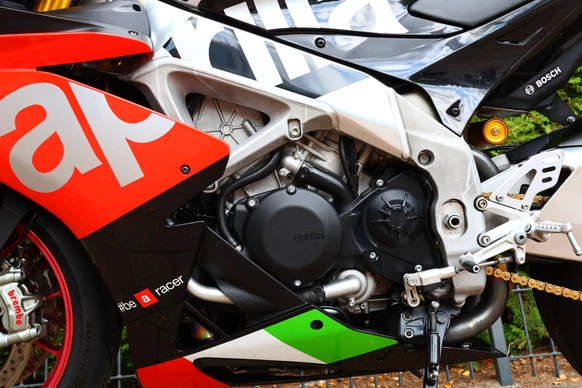 Aprilia RSV4 - Afbeelding 22 van 25