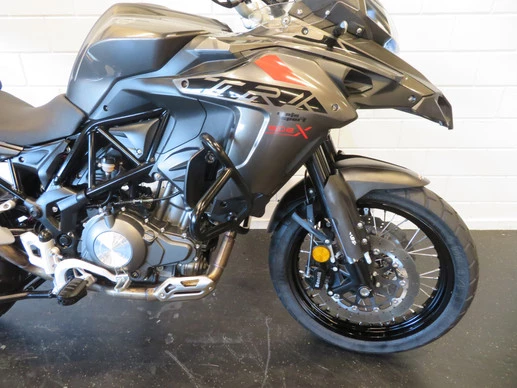 Benelli TRK - Afbeelding 9 van 13