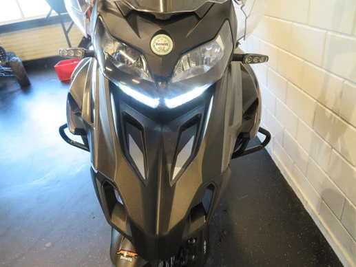 Benelli TRK - Afbeelding 13 van 13