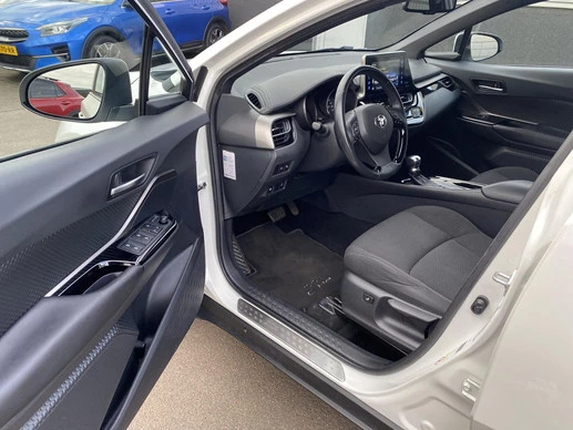 Toyota C-HR - Afbeelding 19 van 30