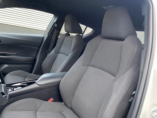 Toyota C-HR - Afbeelding 24 van 30