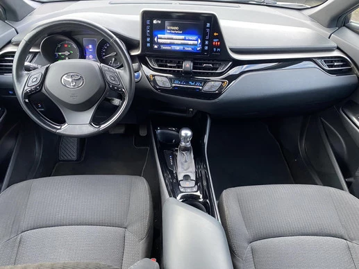 Toyota C-HR - Afbeelding 25 van 30