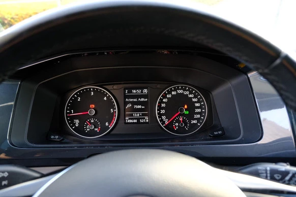 Volkswagen Transporter - Afbeelding 16 van 30