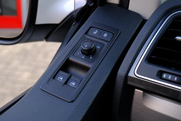 Volkswagen Transporter - Afbeelding 27 van 30