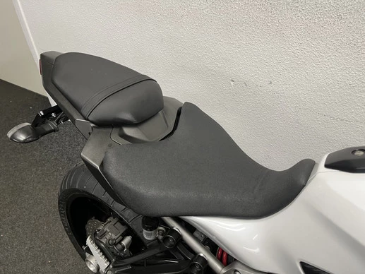 Yamaha MT 07 - Afbeelding 10 van 22