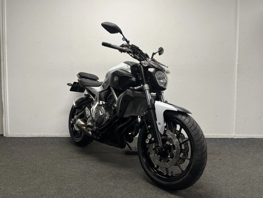 Yamaha MT 07 - Afbeelding 12 van 22