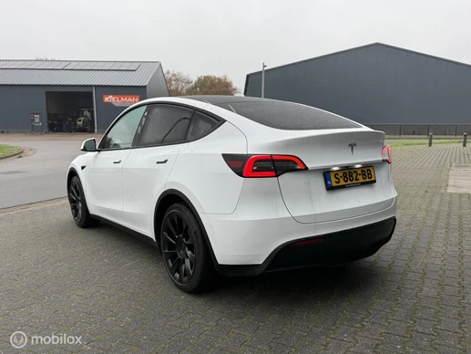Tesla Model Y - Afbeelding 4 van 20